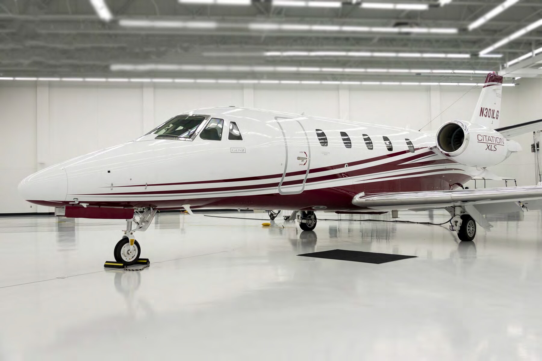 Citation XLS Gen2 on tarmac at dusk